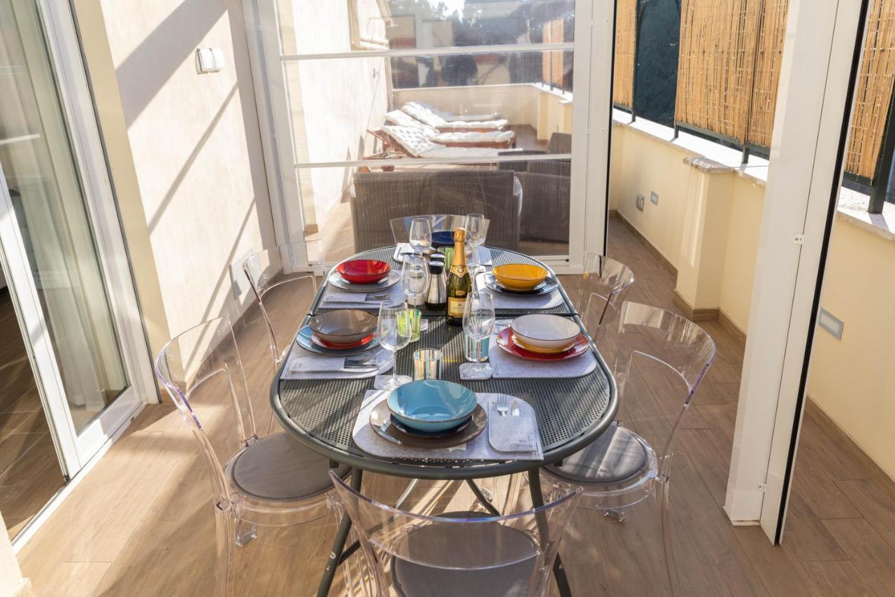 Colosseo Brightful Apartment With Rooftop Rome Exterior photo