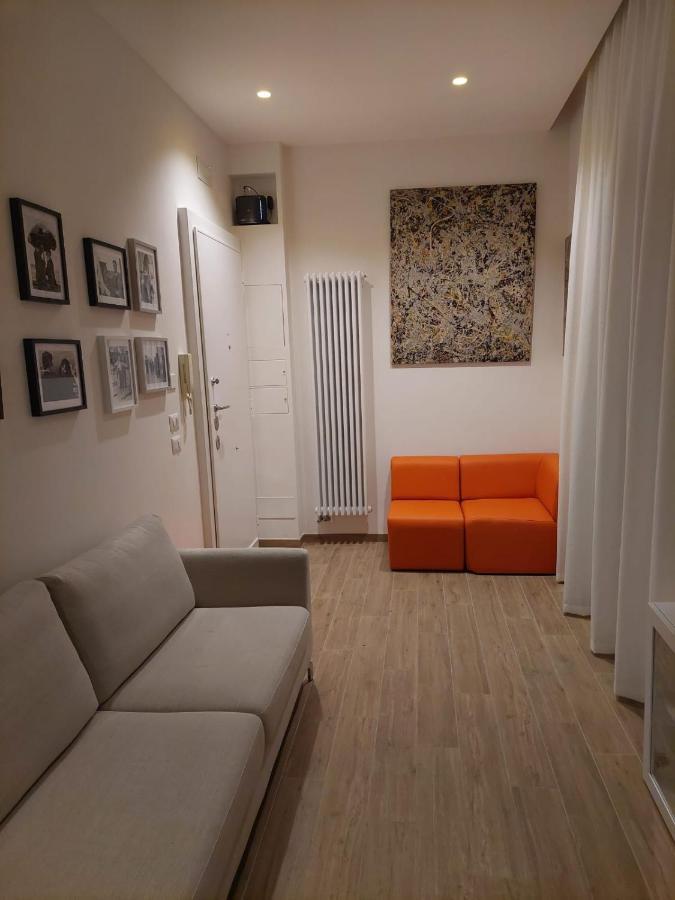 Colosseo Brightful Apartment With Rooftop Rome Exterior photo