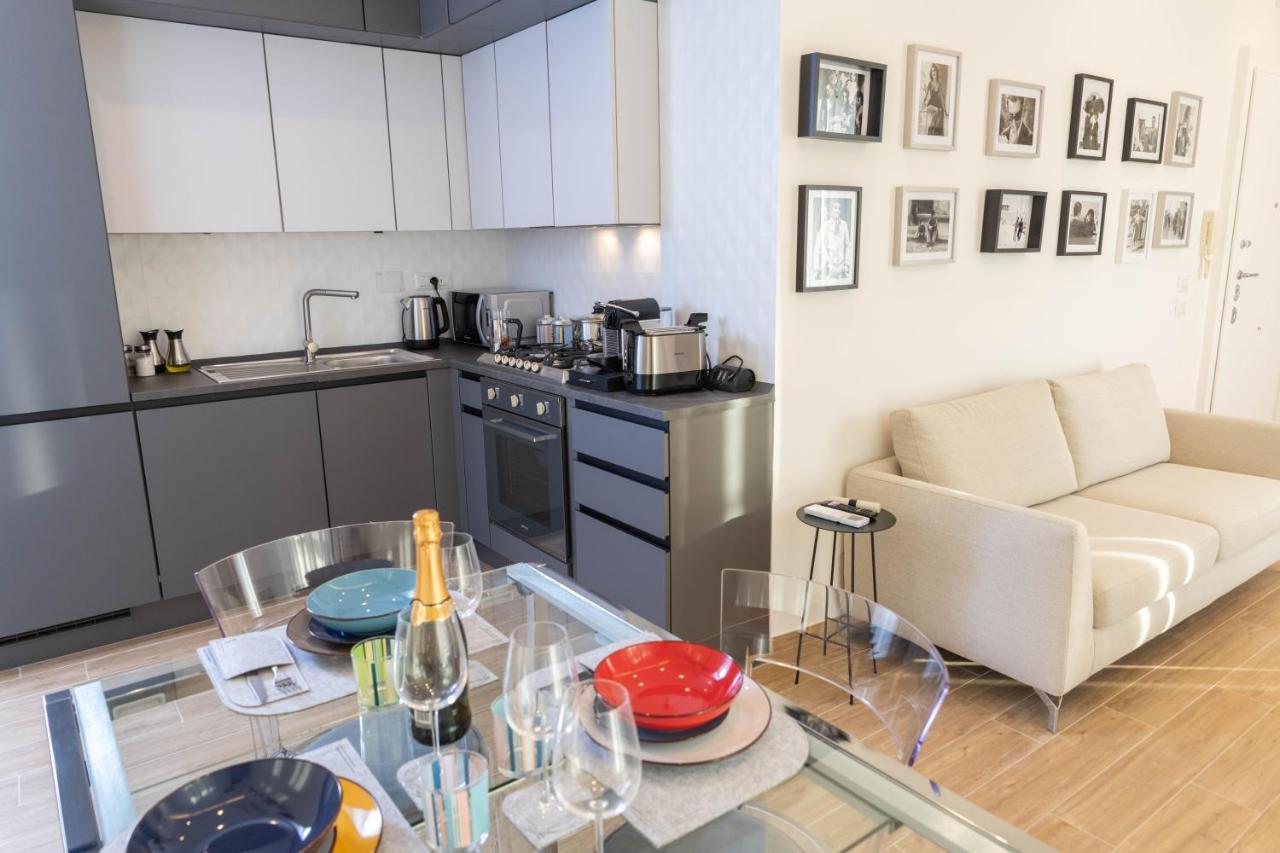 Colosseo Brightful Apartment With Rooftop Rome Exterior photo